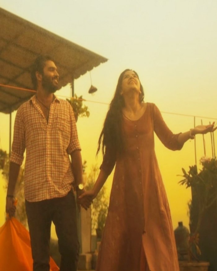 vinaro bhagyam vishnu katha movie stills_teluguvox 3